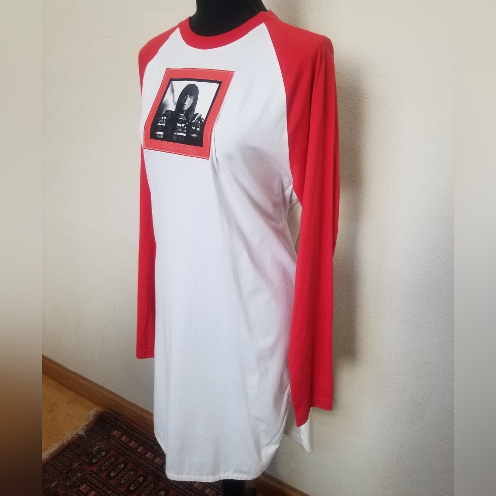 GIVENCHY LONG SLEEVE T-SHIRT DRESS! - Picture 3 of 7